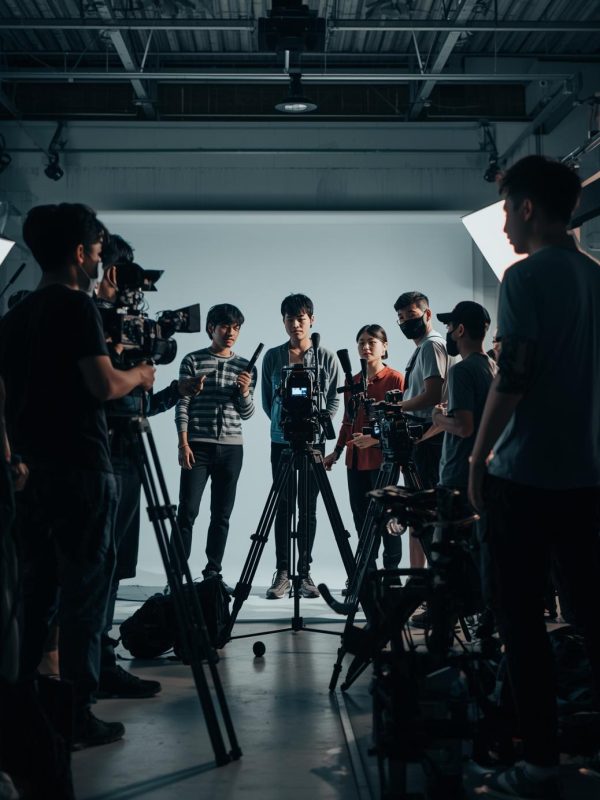 Asian videographer team (1)