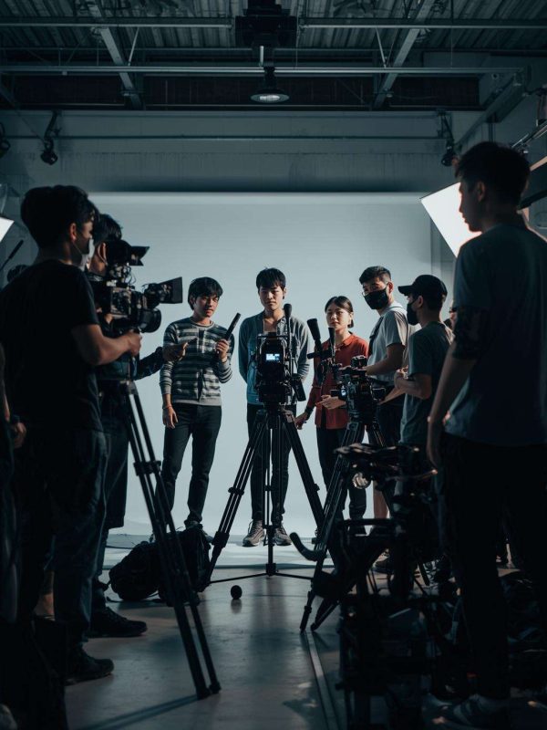 Asian videographer team (1)